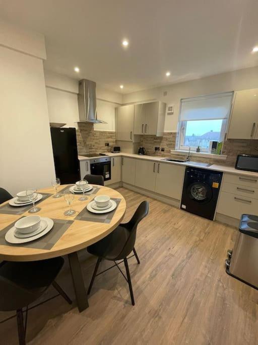 New Boutique 3 Bedroom In *